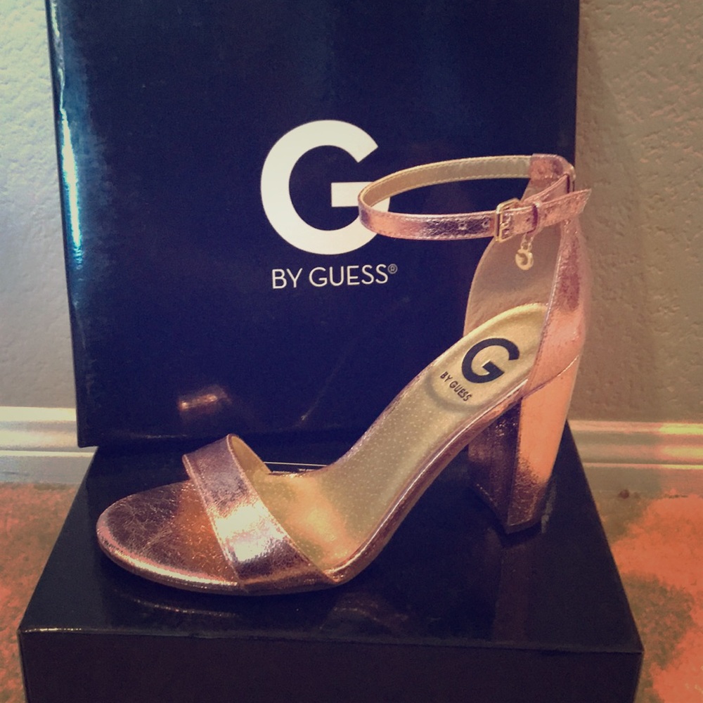 G by Guess 3 inch pink sparkle high heel shoes